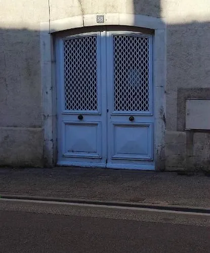 Superbe Studio En Residence Rue De Courcelles